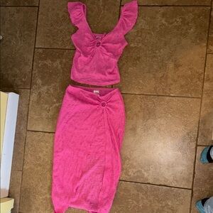 Pink Two-Piece Set with Ruffle Sleeves